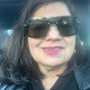 Meet your Posher, Rosalinda